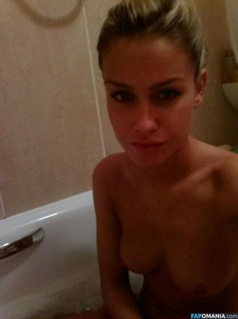 Leaked naked celebrities fan photo
