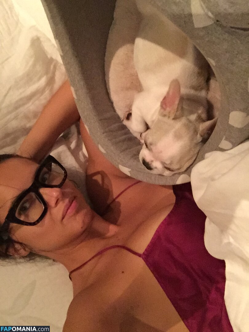 Adriana Lima Nude Leaked Photo #2