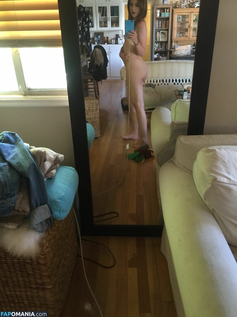 Alexa Nikolas Nude Leaked Photo #22