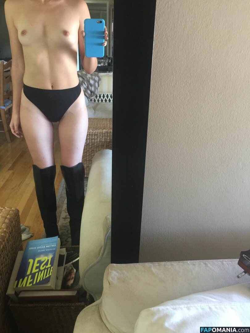 Alexa Nikolas Nude Leaked Photo #24