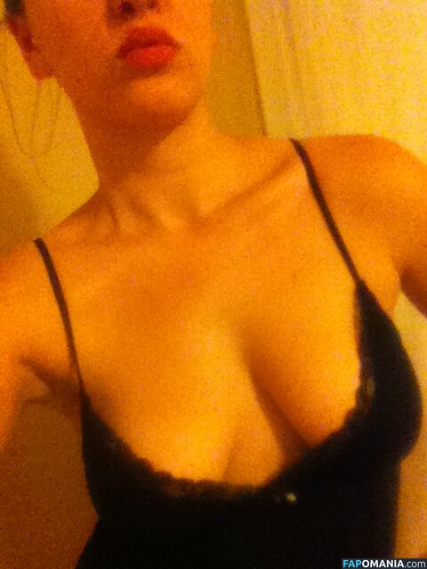Alia Domino Nude Leaked Photo #4