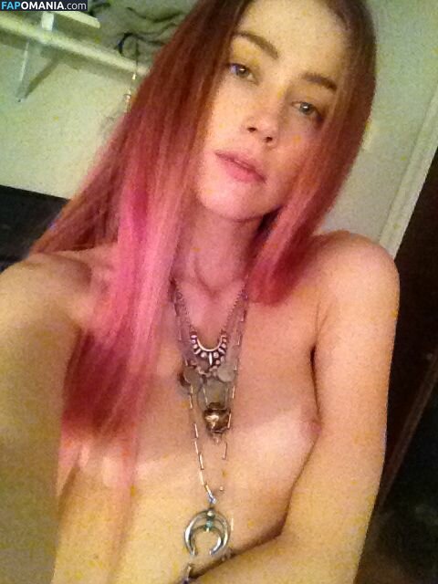 Amber Heard Nude Leaked Photo #13