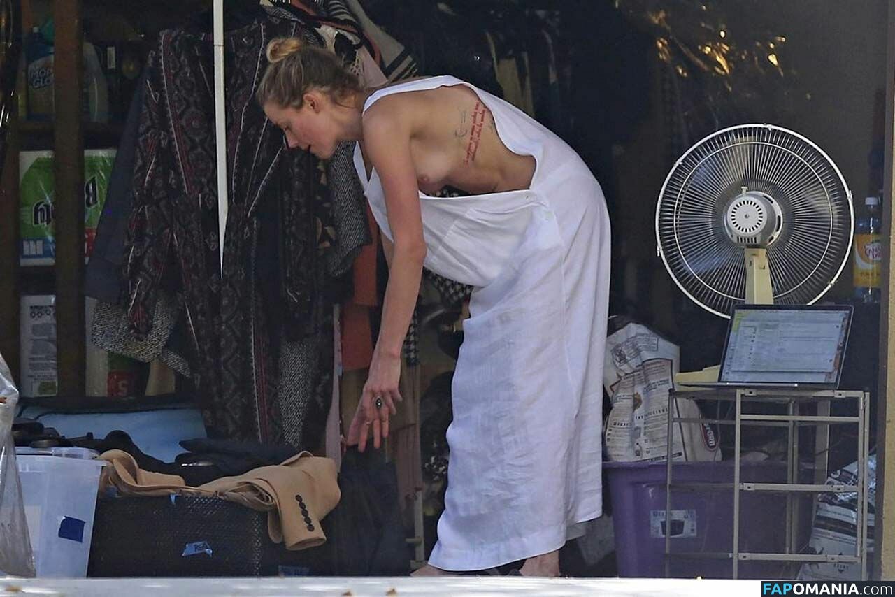 Amber Heard Nude Leaked Photo #83