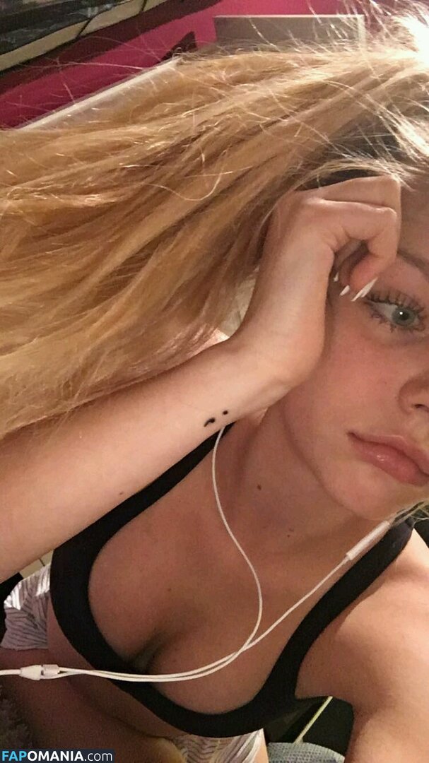 Annika Boron Nude Leaked Photo #40