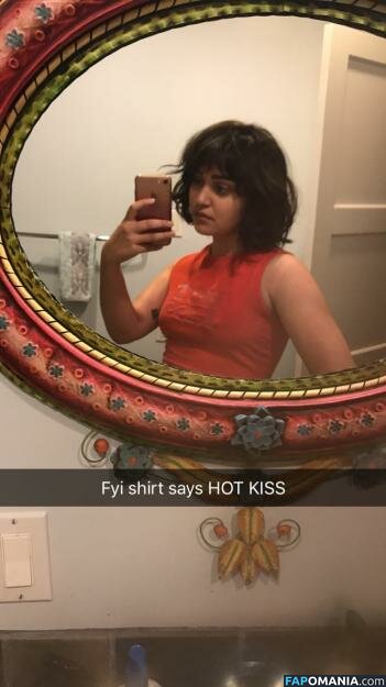 Ariela Barer Nude Leaked Photo #20