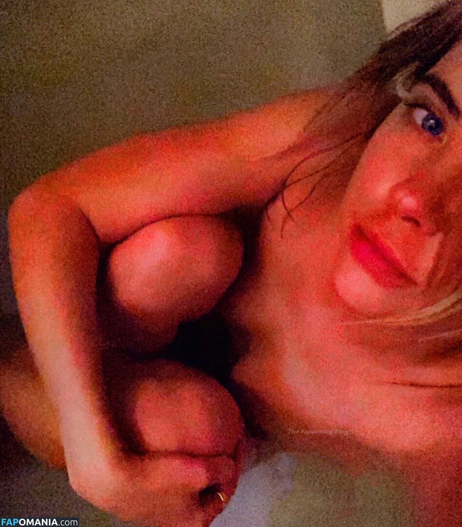 Ashley Benson Nude Leaked Photo #11