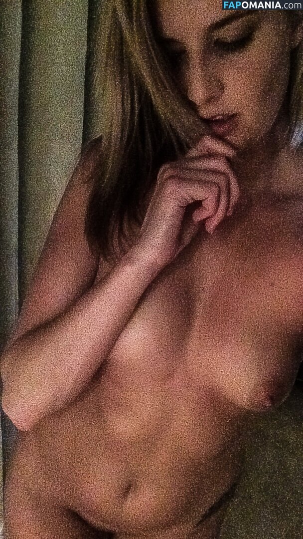 Ashley Bradley Nude Leaked Photo #12