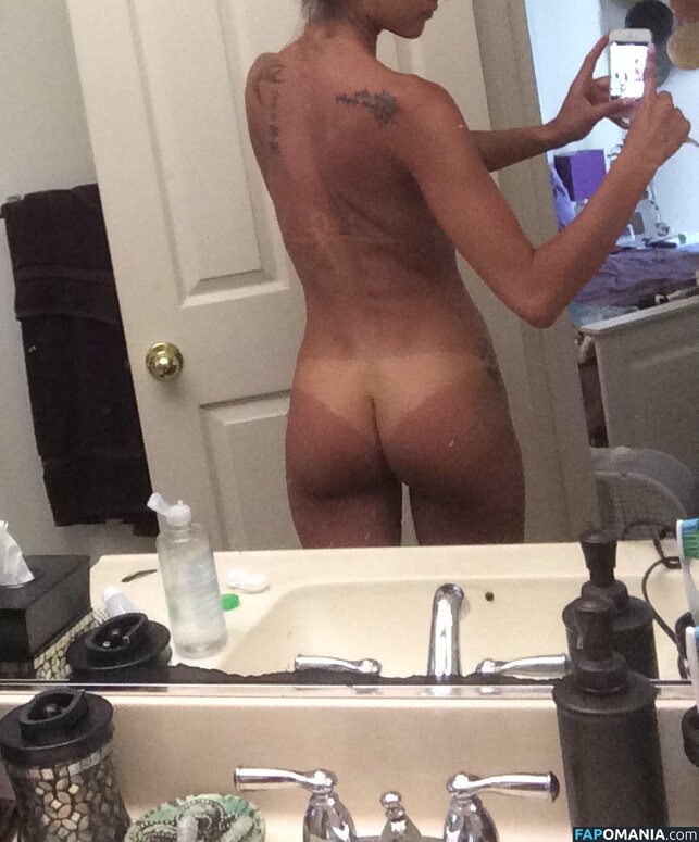 Ashley Hannawacker Nude Leaked Photo #8