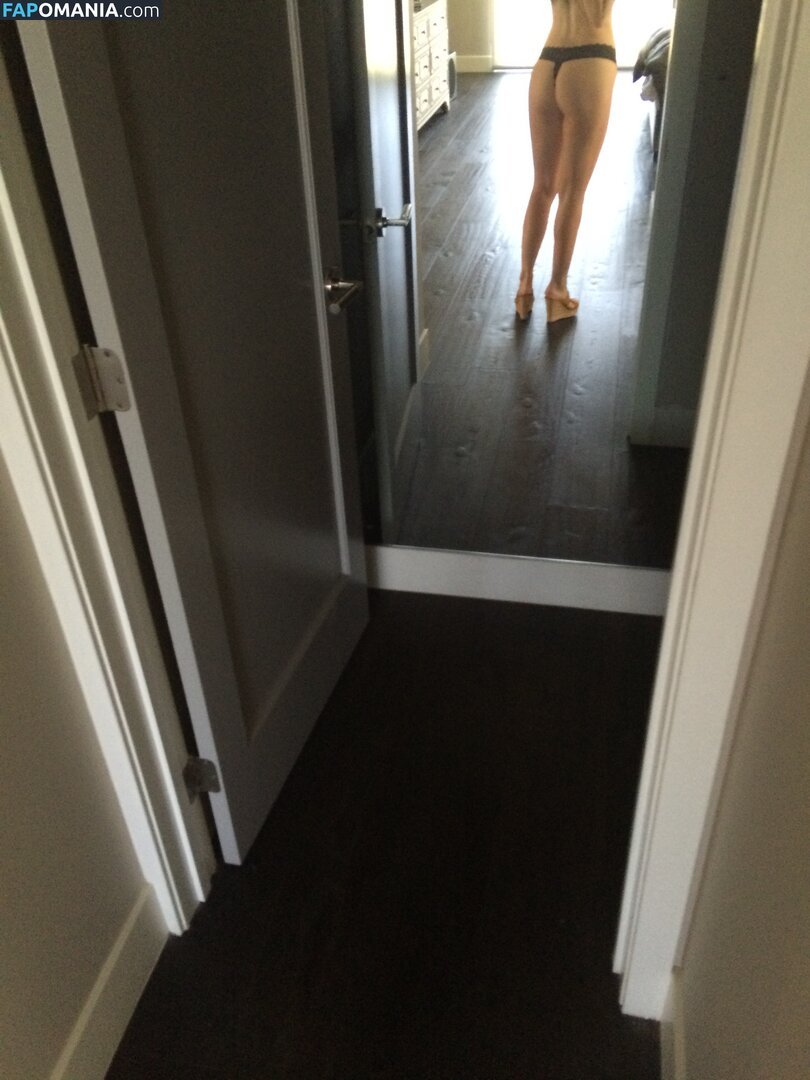 Ashley Mulheron Nude Leaked Photo #194