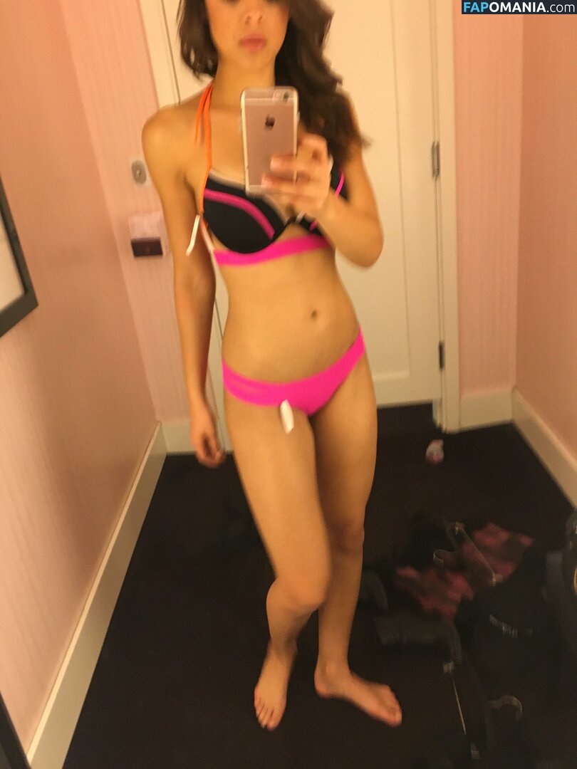 Aubrey Cleland Nude Leaked Photo #6