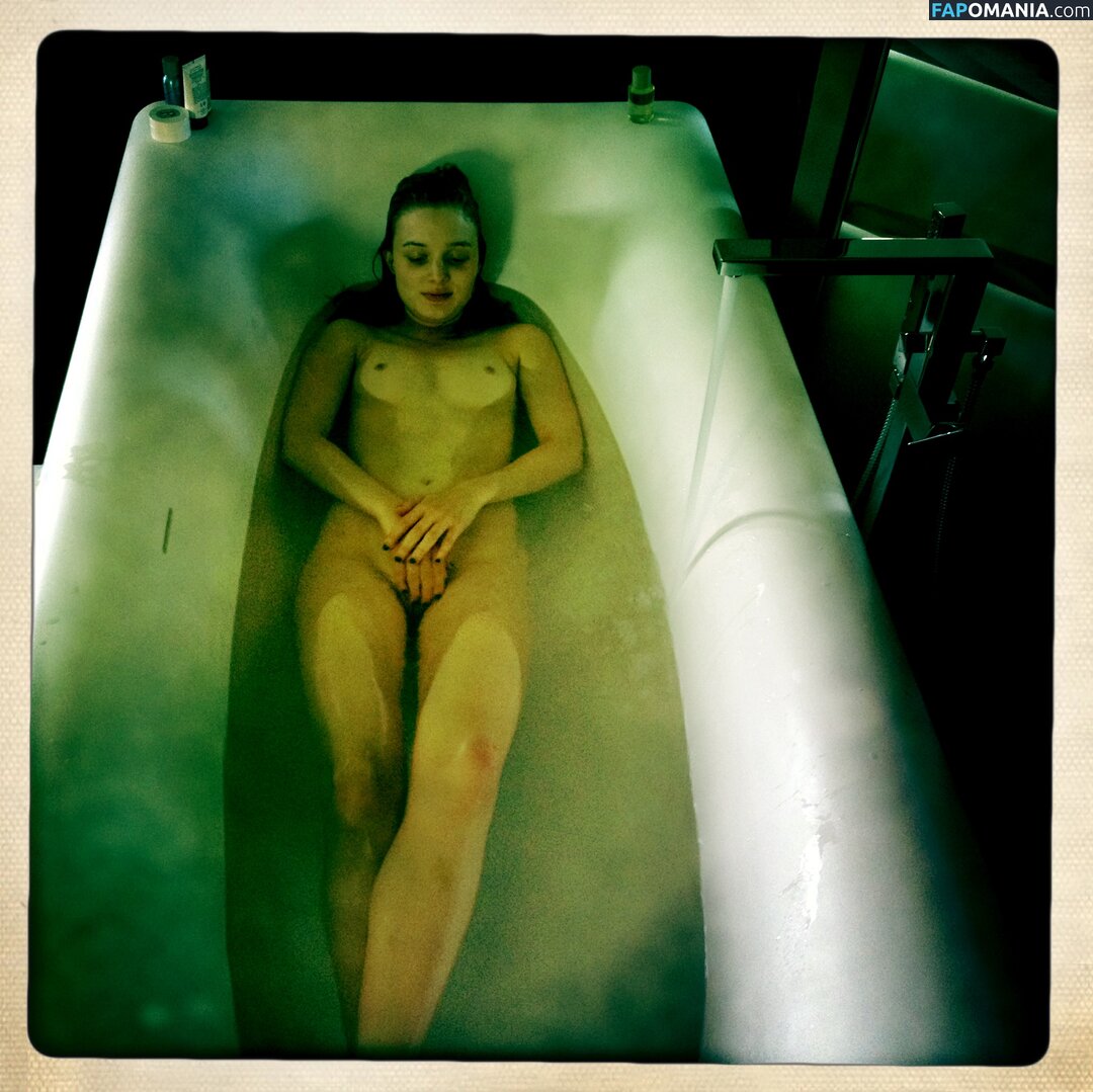 Bella Heathcote Nude Leaked Photo #5