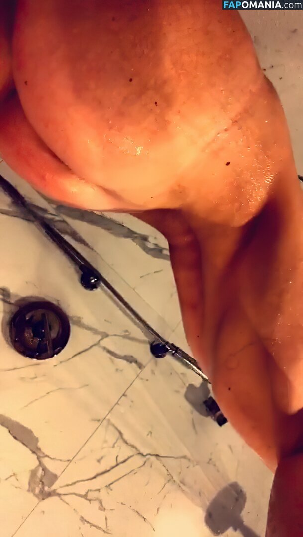 Bella Thorne Nude Leaks