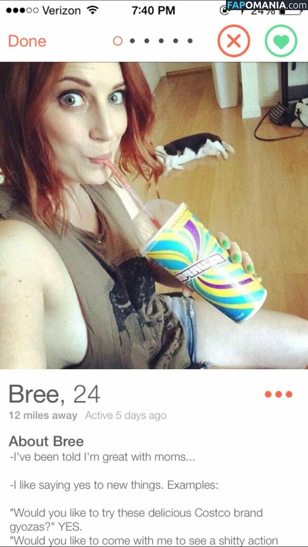 Bree Esrigg Nude Leaked Photo #123