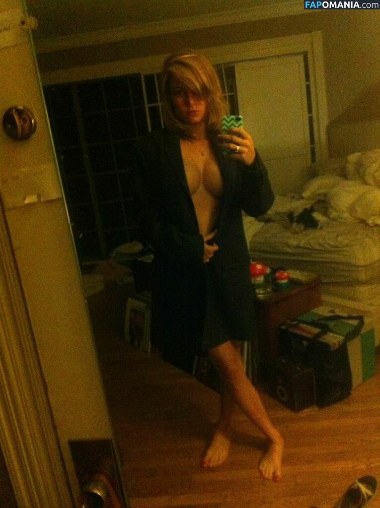 Brie Larson Nude Leaked Photo #1