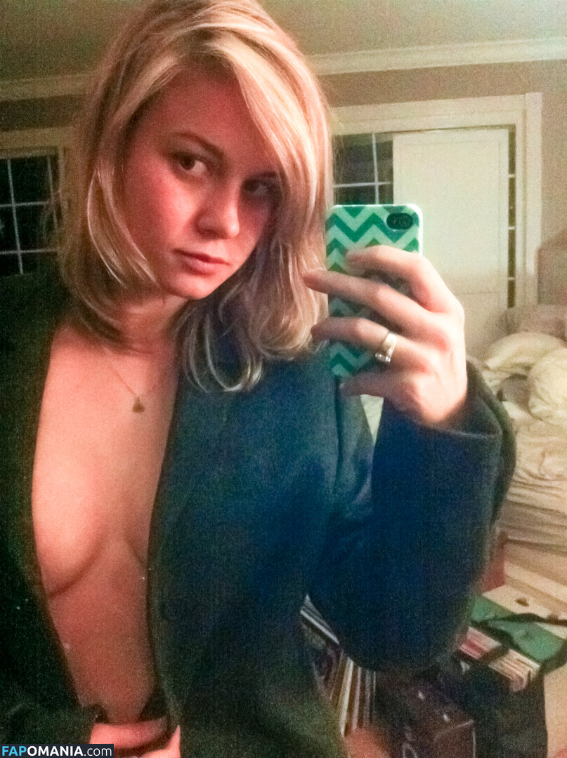Brie Larson Nude Leaked Photo #5 - Fapomania.