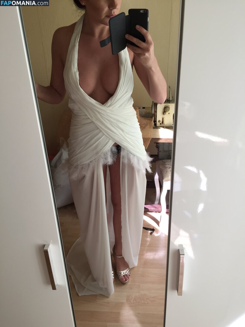 Carina Schwarz Nude Leaked Photo #51