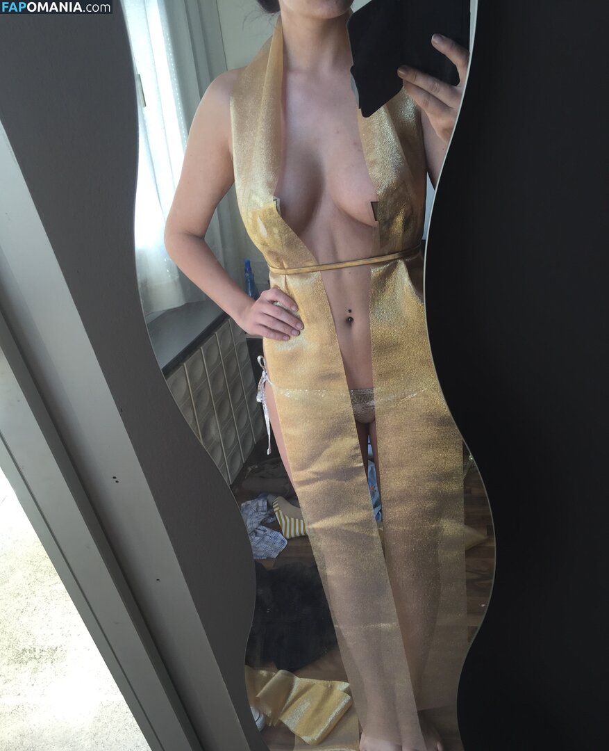 Carina Schwarz Nude Leaked Photo #57