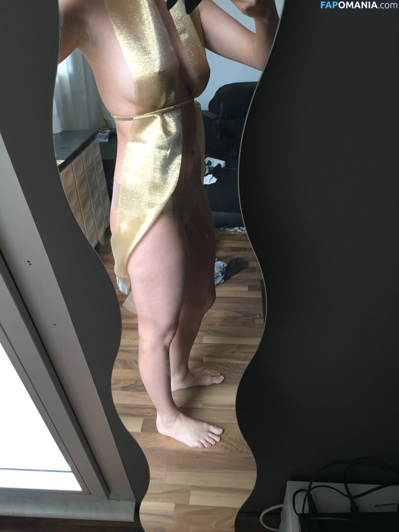 Carina Schwarz Nude Leaked Photo #62
