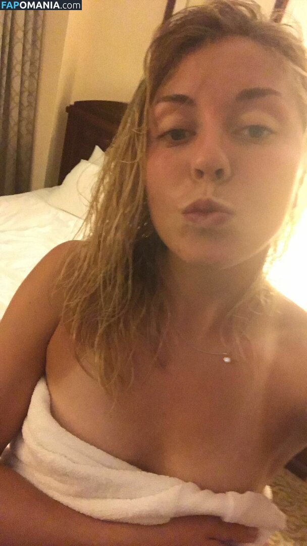 Carina Witthoeft Nude Leaked Photo #30