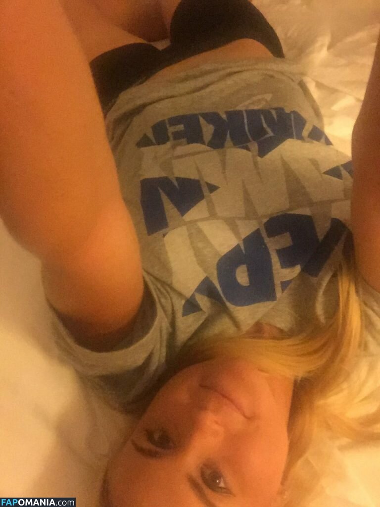Carly Booth Nude Leaked Photo #41