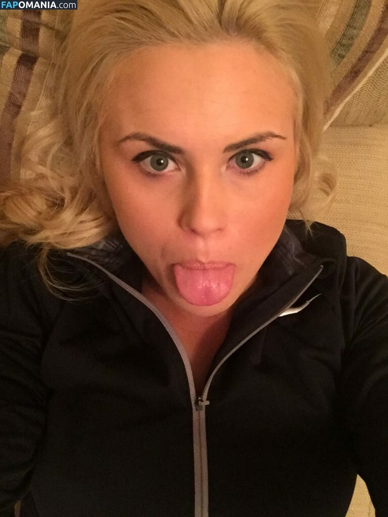 Carly Booth Nude Leaked Photo #100