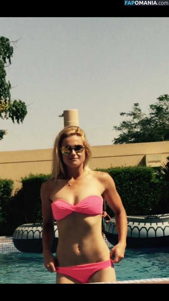 Carly Booth Nude Leaked Photo #103