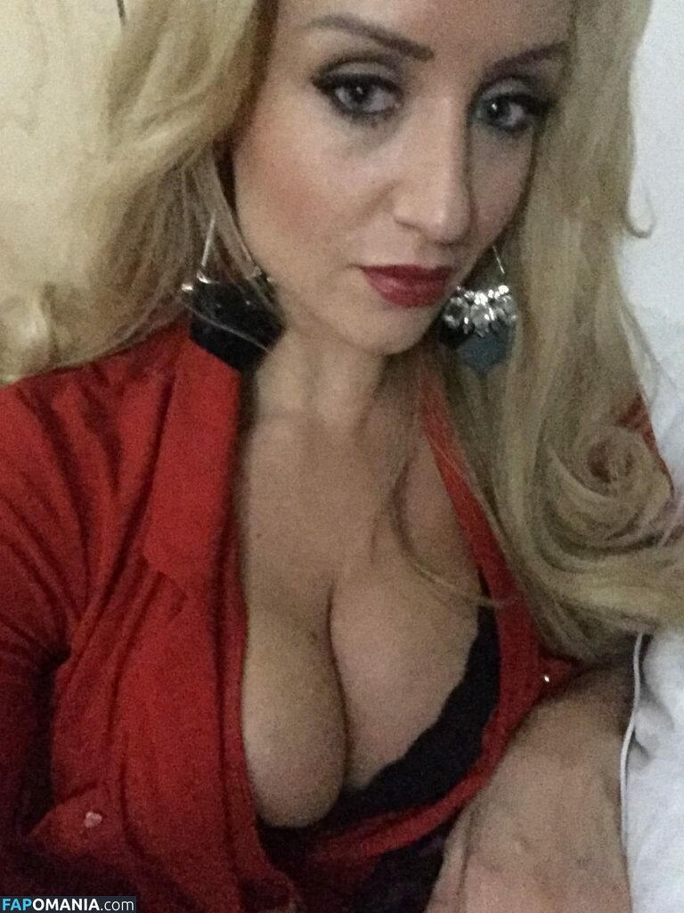 Catherine Tyldesley Nude Leaked Photo #21