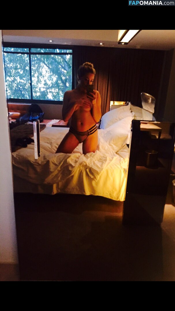 Cherry Healey Nude Leaked Photo #1