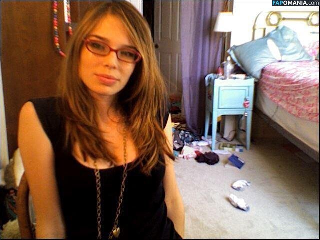 Chloe Dykstra Nude Leaked Photo #16