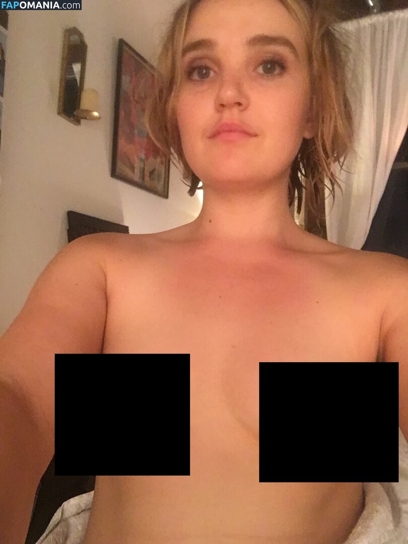 Chloe Fineman Nude Leaked Photo #2