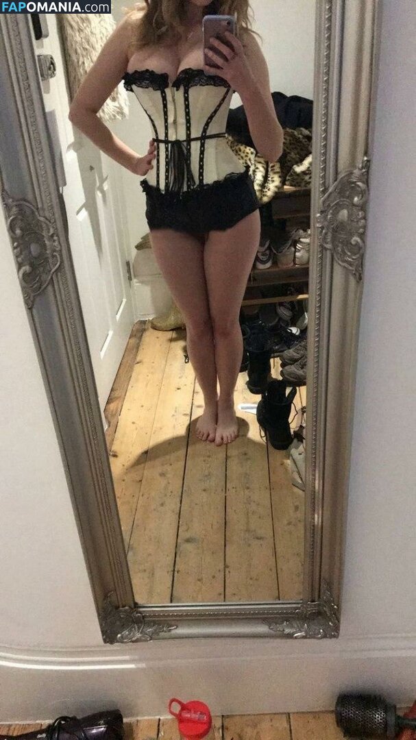 Dakota Blue Richards Nude Leaked Photo #19