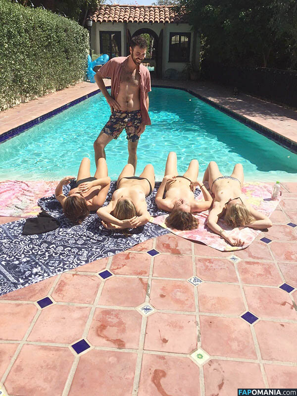 Dakota Johnson Nude Leaked Photo #3