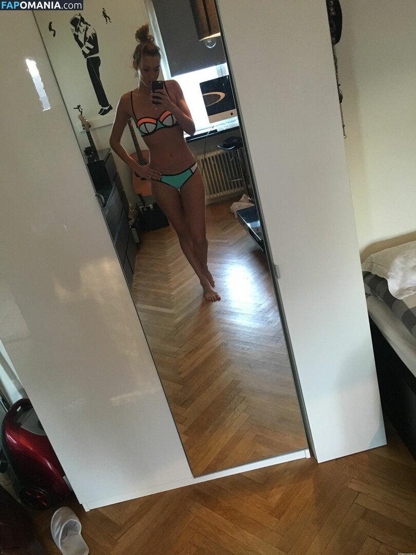 Ebony Anderberg Nude Leaked Photo #13