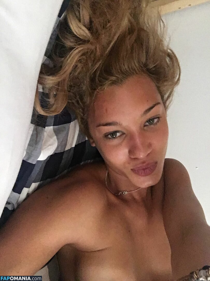 Ebony Anderberg Nude Leaked Photo #23