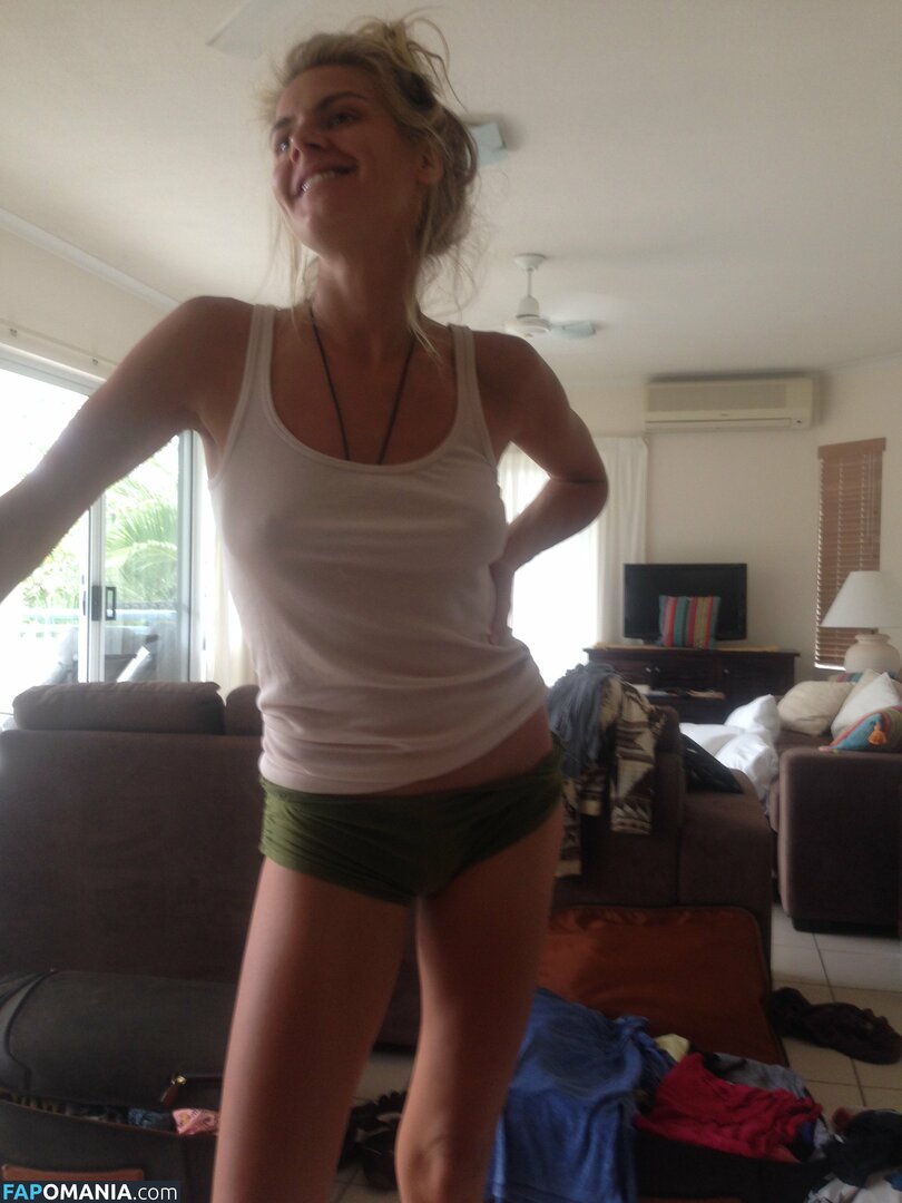 Eliza Coupe Nude Leaked Photo #3