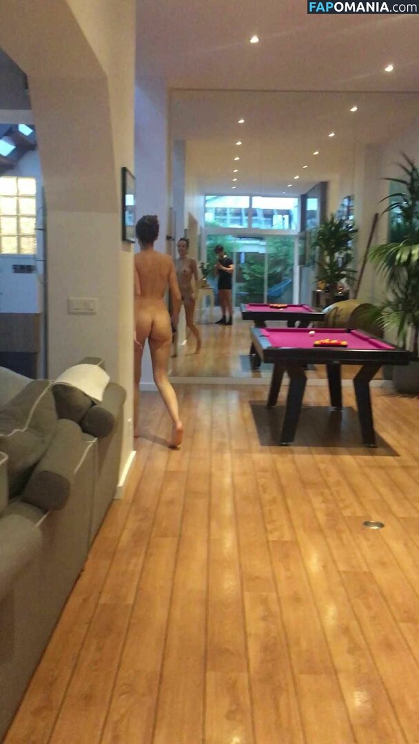 Elodie Fontan Nude Leaked Photo #5
