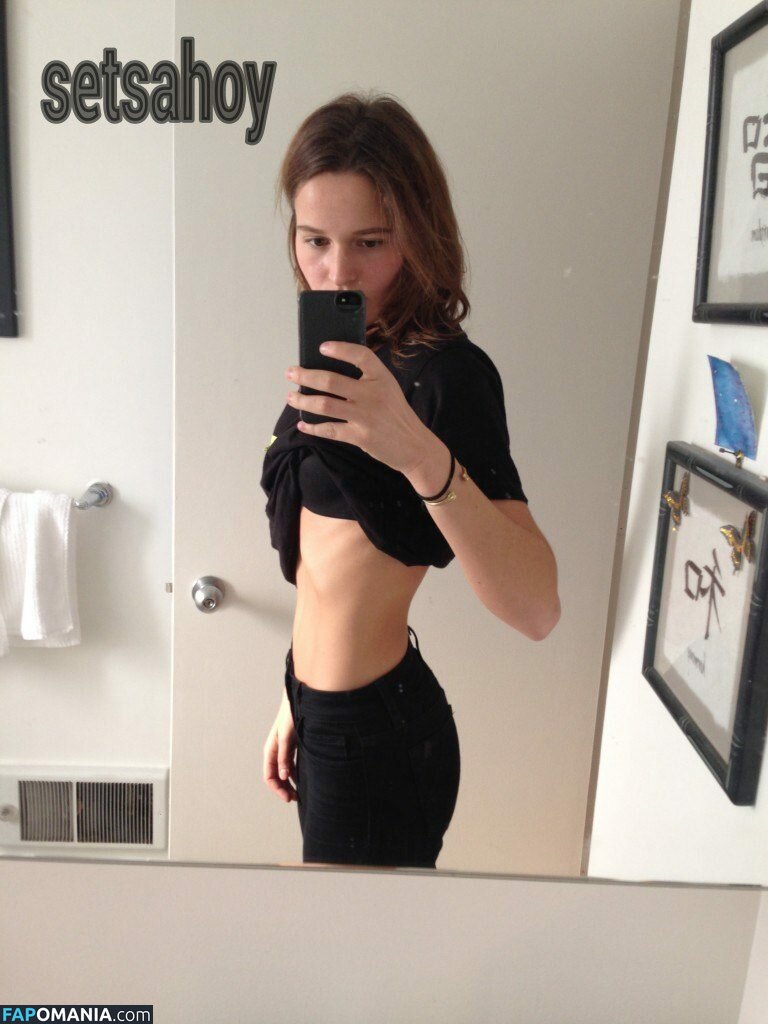 Emily DiDonato Nude Leaked Photo #39