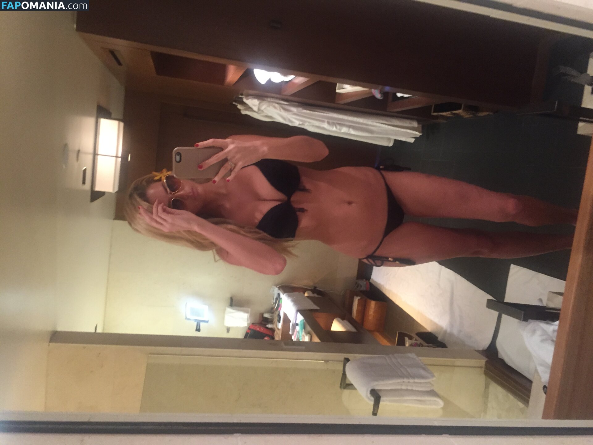 Emma Hernan Nude Leaked Photo #606