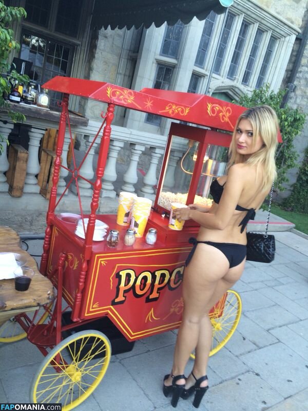 Emma Hernan Nude Leaked Photo #645