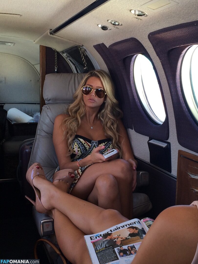 Emma Hernan Nude Leaked Photo #656