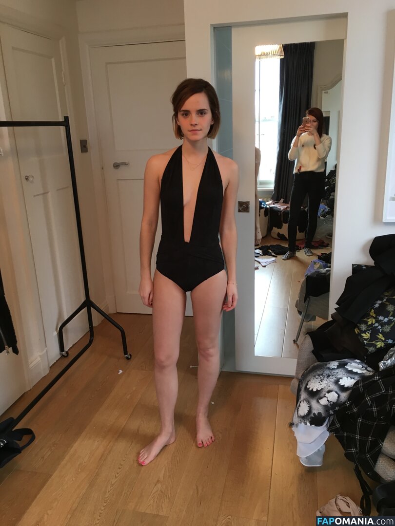 Emma Watson Nude Leaked Photo #22