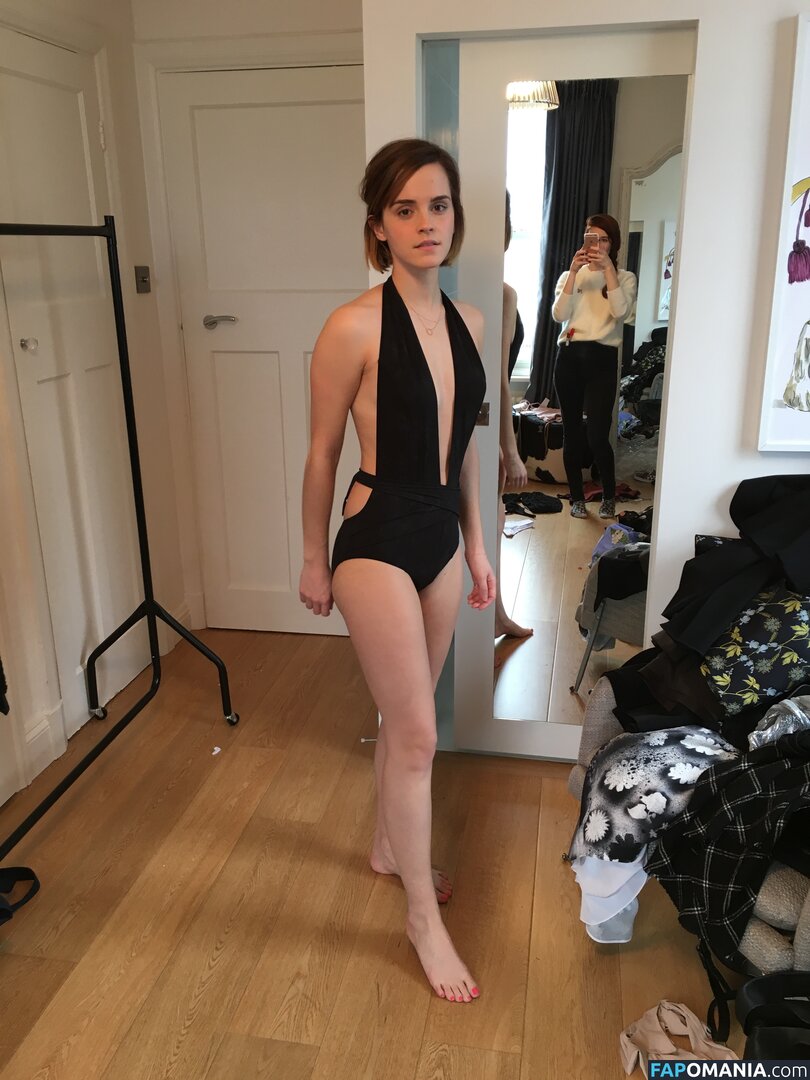 Emma Watson Nude Leaked Photo #28