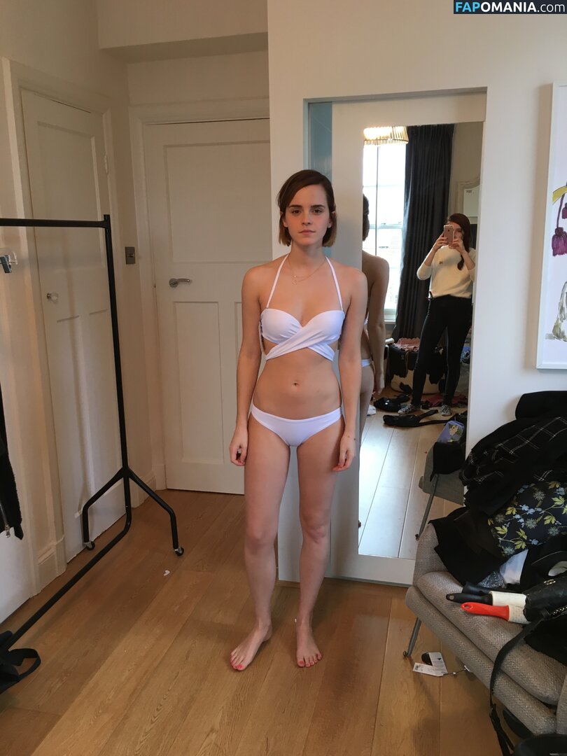 Emma Watson Nude Leaked Photo #31