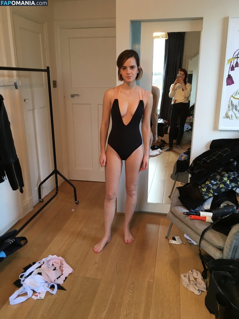 Emma Watson Nude Leaked Photo #44