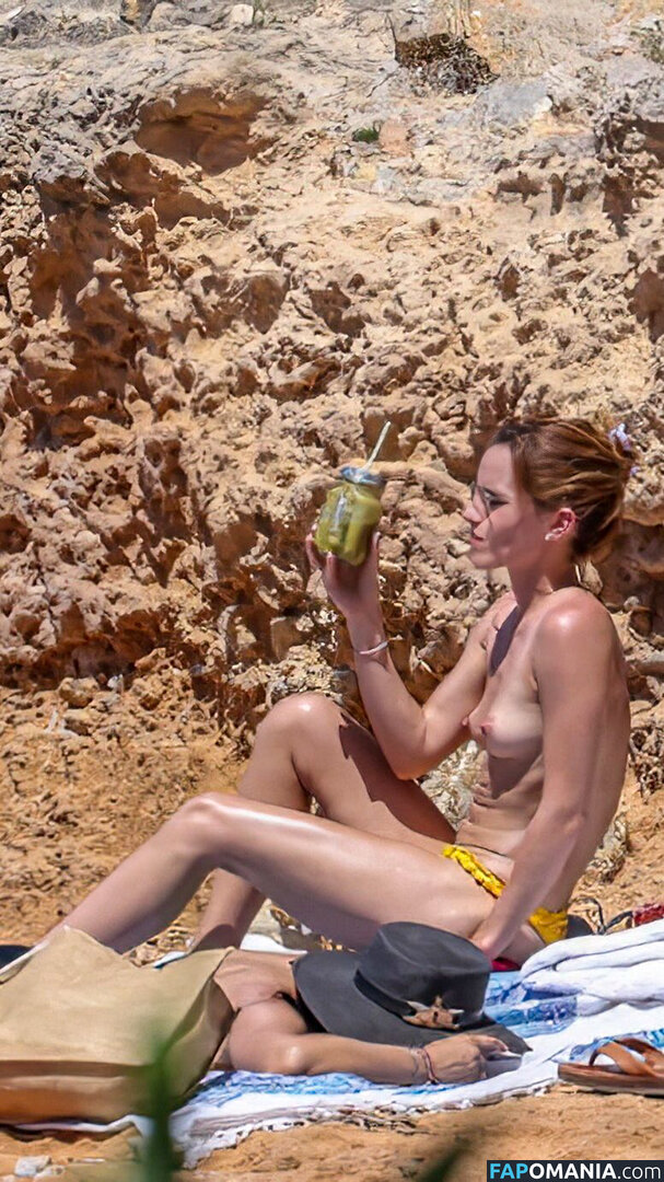 Emma Watson Nude Leaked Photo #208
