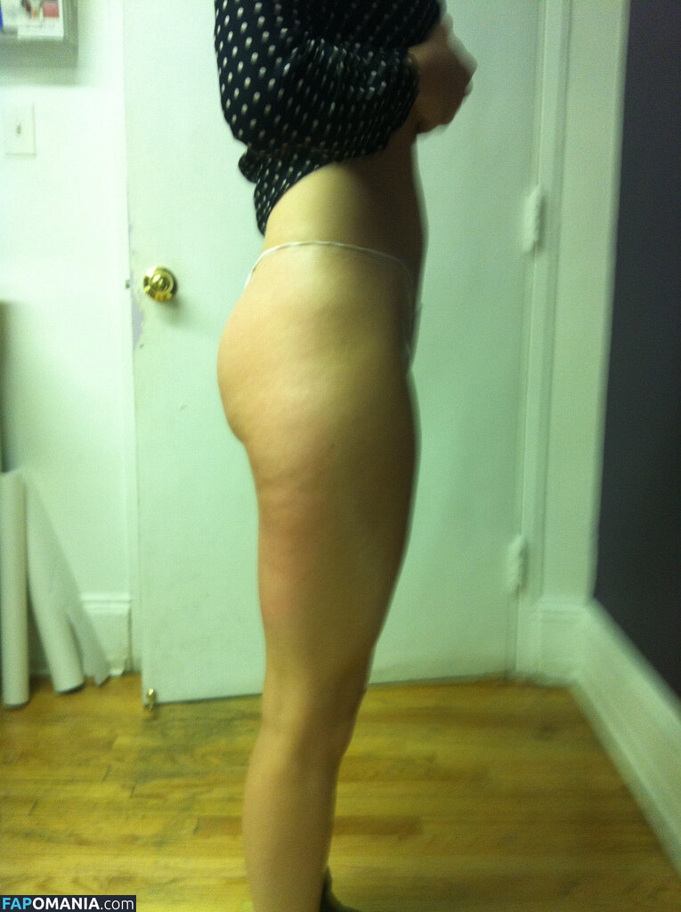 Emmy Rossum Nude Leaked Photo #3