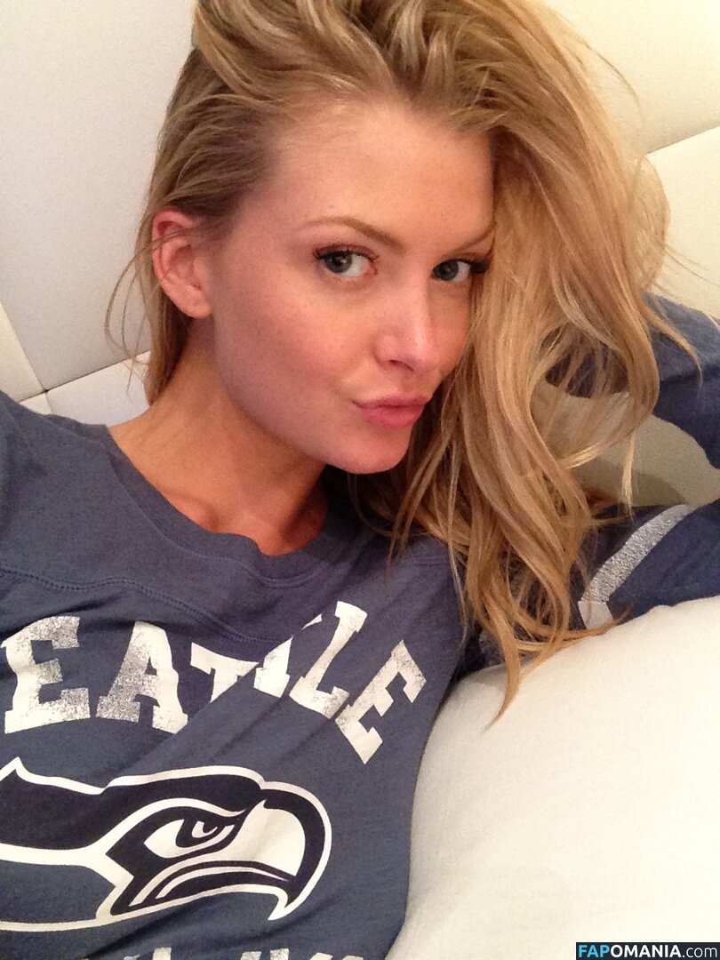 Erin Cummins Nude Leaked Photo #42