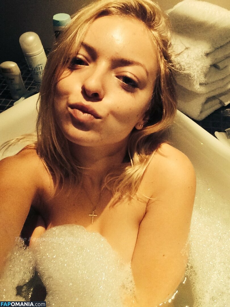 Francesca Eastwood Nude Leaked Photo #2