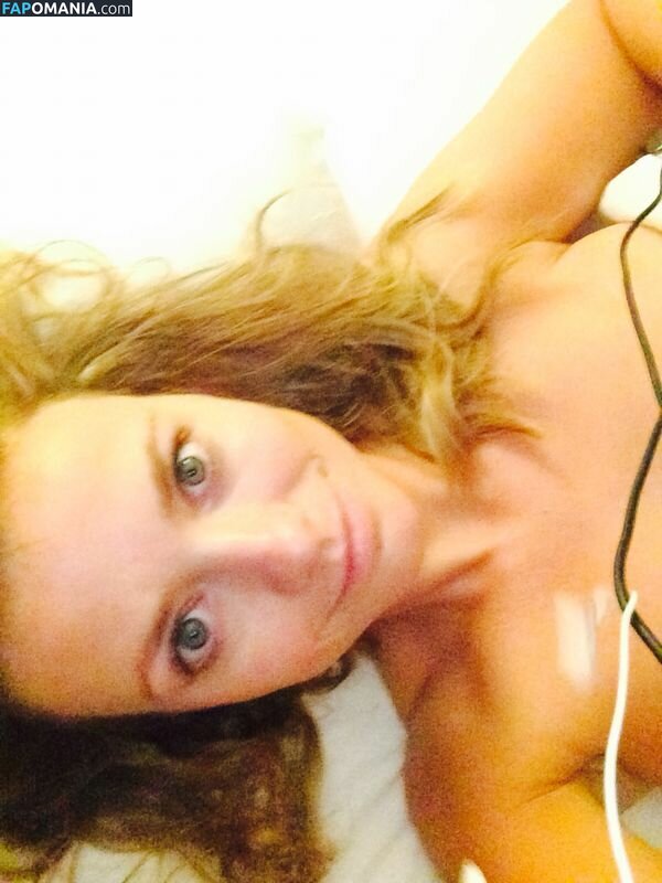 Gigi Ravelli Nude Leaked Photo #23
