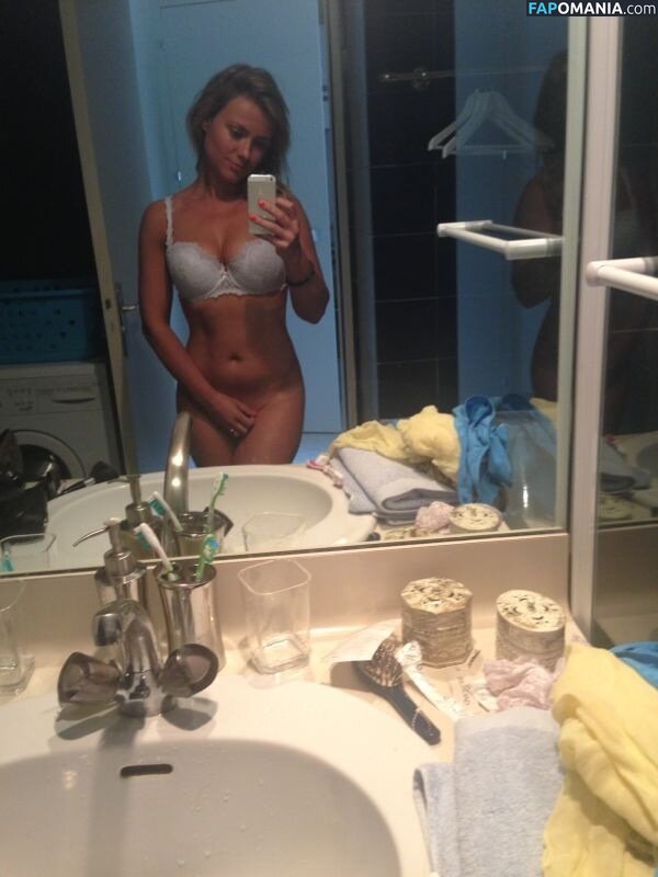 Gigi Ravelli Nude Leaked Photo #26